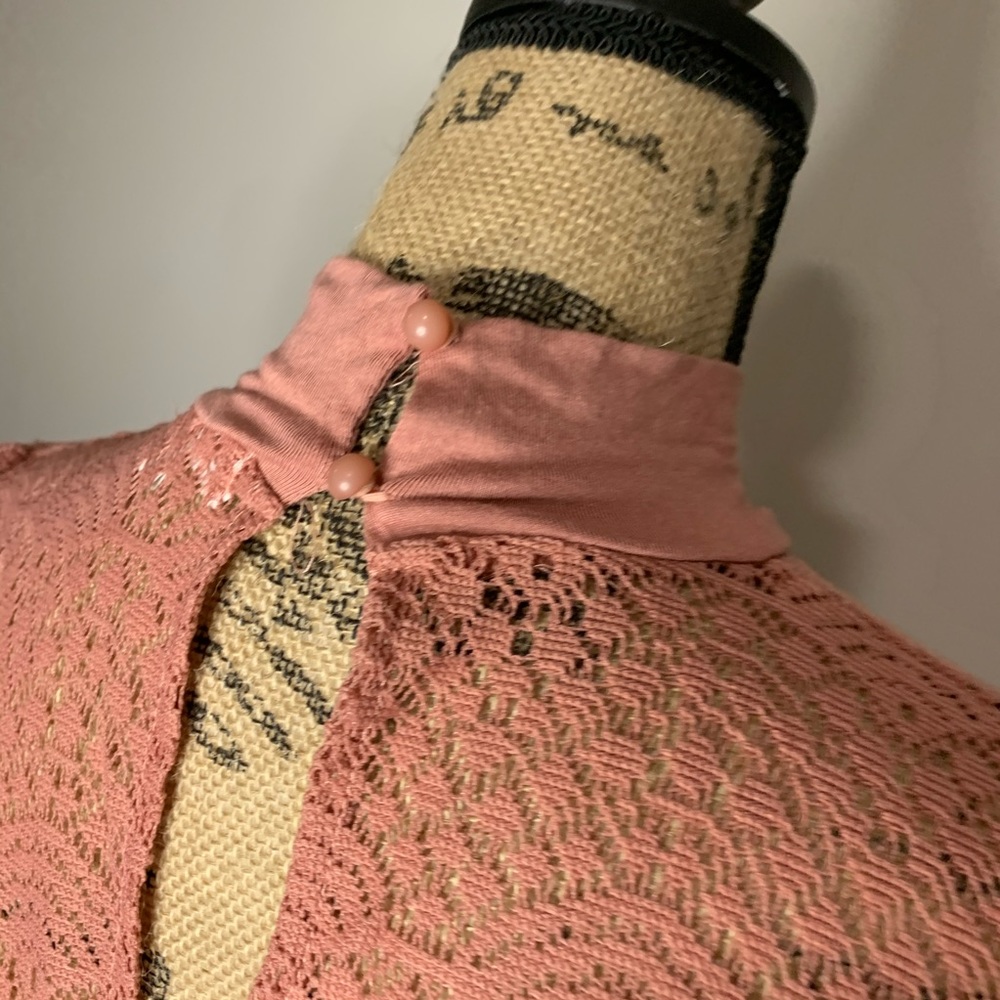 NWT rose pink lace long sleeved blouse top - Picture 4 of 6